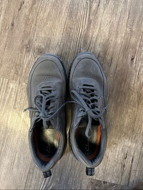 Clarks PRO Men's Charcoal Gray Suede Lace-Up Sneakers